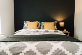 CONTRACTORS - MONTHLY STAY OFFER! I Gated Parking, Fast WIFI I PRIDE APARTMENTS, Derby
